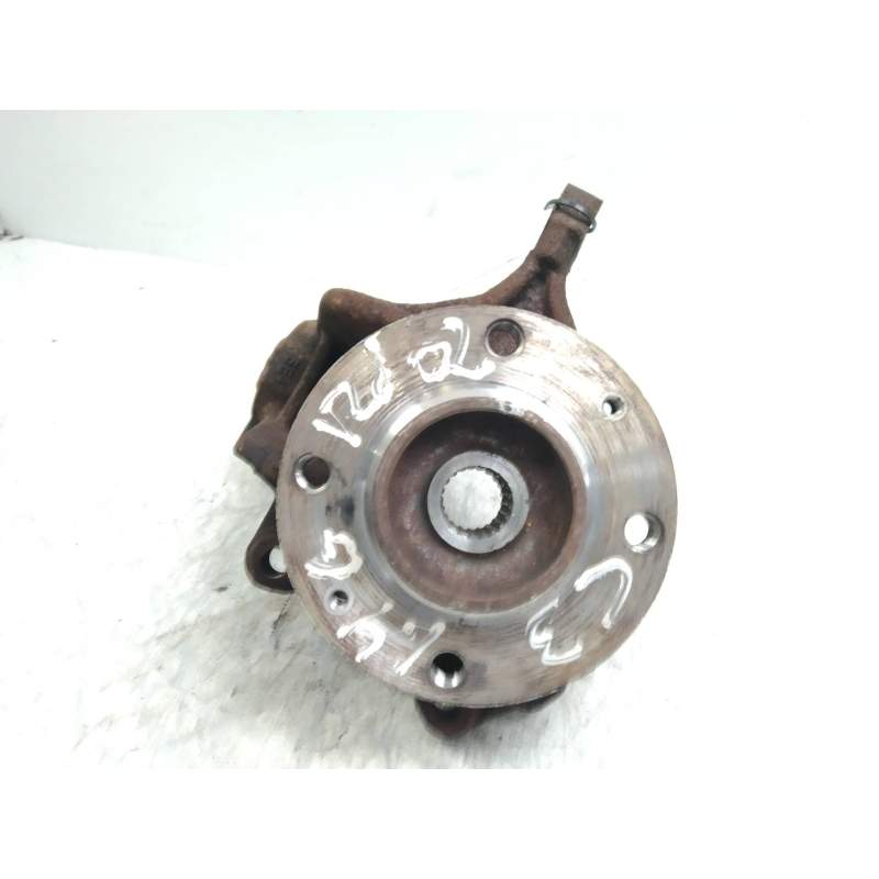 Recambio de mangueta delantera izquierda para citroën c3 1.4 sx referencia OEM IAM  14G 2002