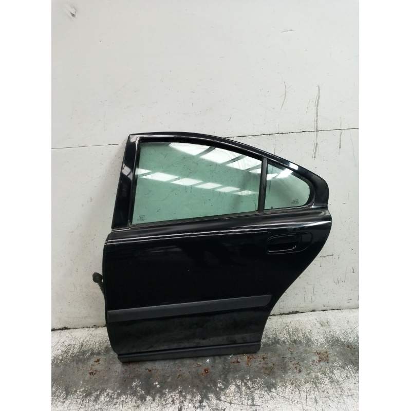 Recambio de puerta trasera izquierda para volvo s60 i (384) 2.4 referencia OEM IAM   2000