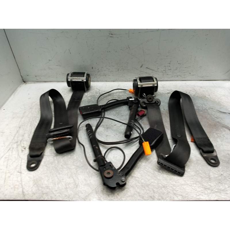 Recambio de juego cinturones delantero para ford c-max (cb3) ambiente referencia OEM IAM  5P 2007