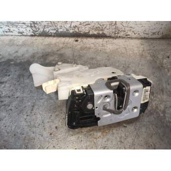 MOTOR CIERRE CENTRALIZADO DELANTERO DERECHO A2047202435 