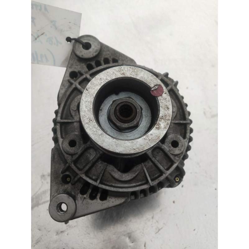 Recambio de alternador para ford fiesta berl./courier surf referencia OEM IAM 0120485029 BOSCH 