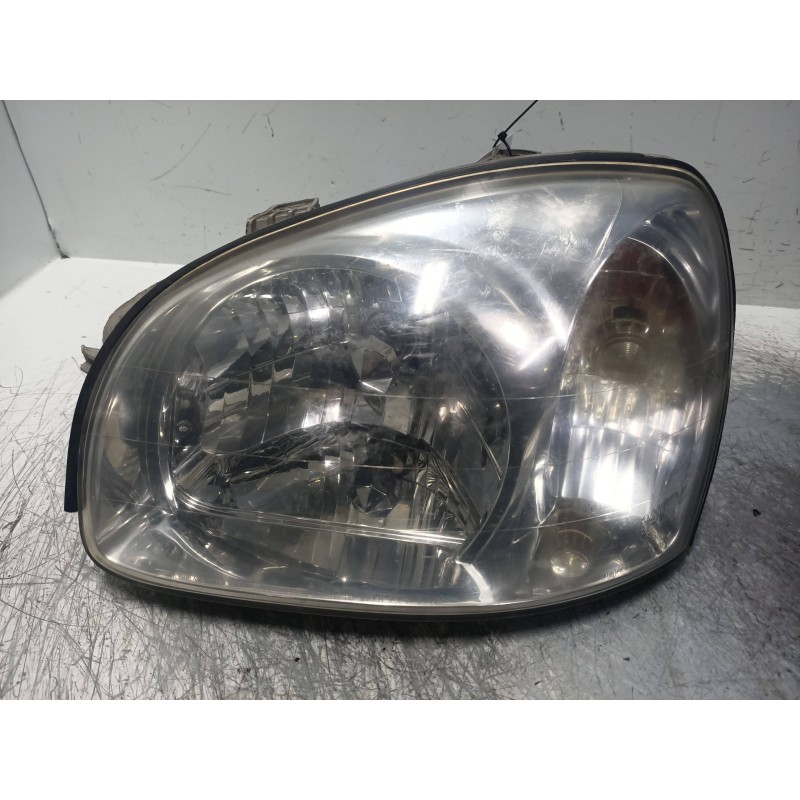 Recambio de faro izquierdo para hyundai santa fe (sm) 2.0 gls crdi 4x4 referencia OEM IAM   