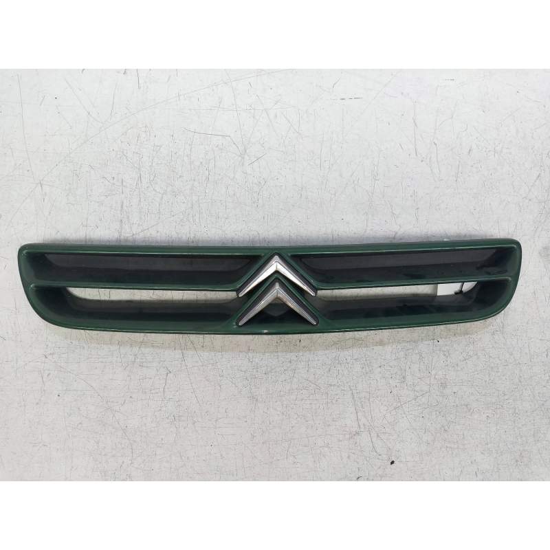 Recambio de rejilla delantera para citroën xantia berlina 1.9 td sx referencia OEM IAM  98 