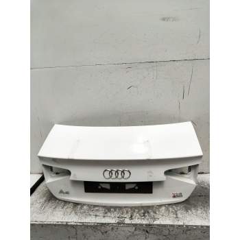 TAPA MALETERO 4P 2011