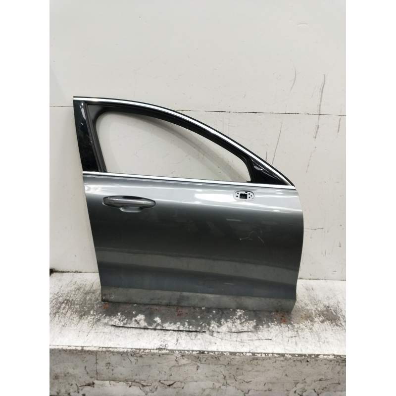 Recambio de puerta delantera derecha para volvo v60 ii (225) d3 referencia OEM IAM   5P
