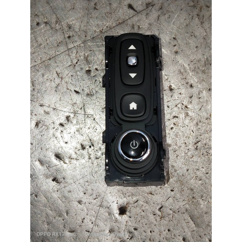 Recambio de mando multifuncion para renault captur helly hansen referencia OEM IAM 250B08825R E1067640 