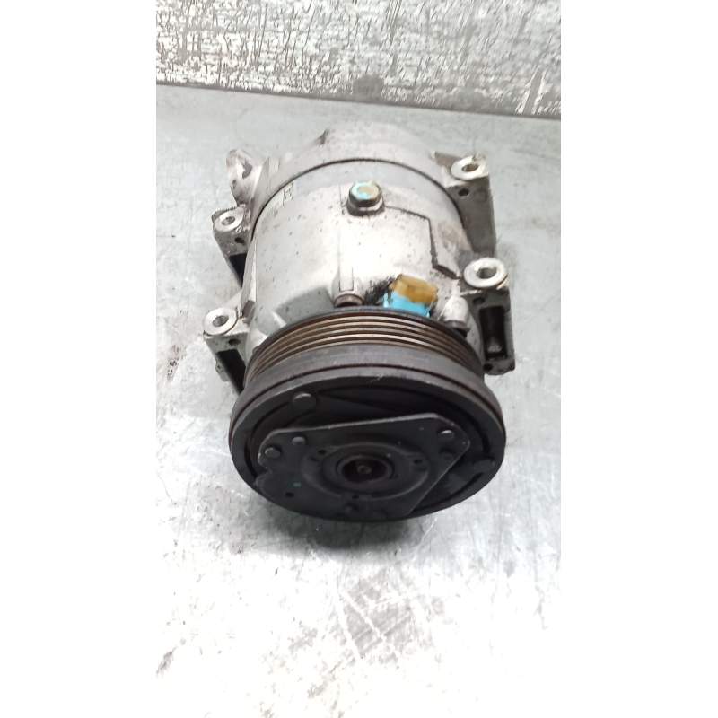 Recambio de compresor aire acondicionado para daewoo nubira sedán (j200) 1.6 referencia OEM IAM 700772  2003