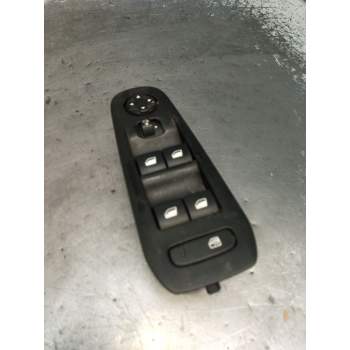 MANDO ELEVALUNAS DELANTERO IZQUIERDO 96788264ZD 5P 2015