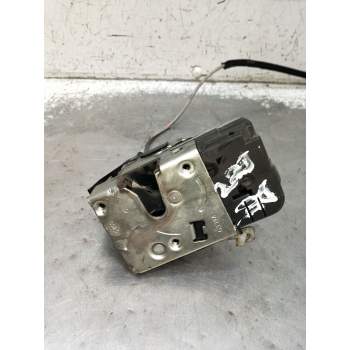 MOTOR CIERRE CENTRALIZADO DELANTERO DERECHO 5P 2005