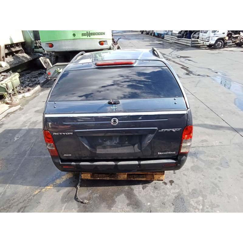 Recambio de cabina para ssangyong actyon sports xdi 4wd referencia OEM IAM  VER FOTOS 2006