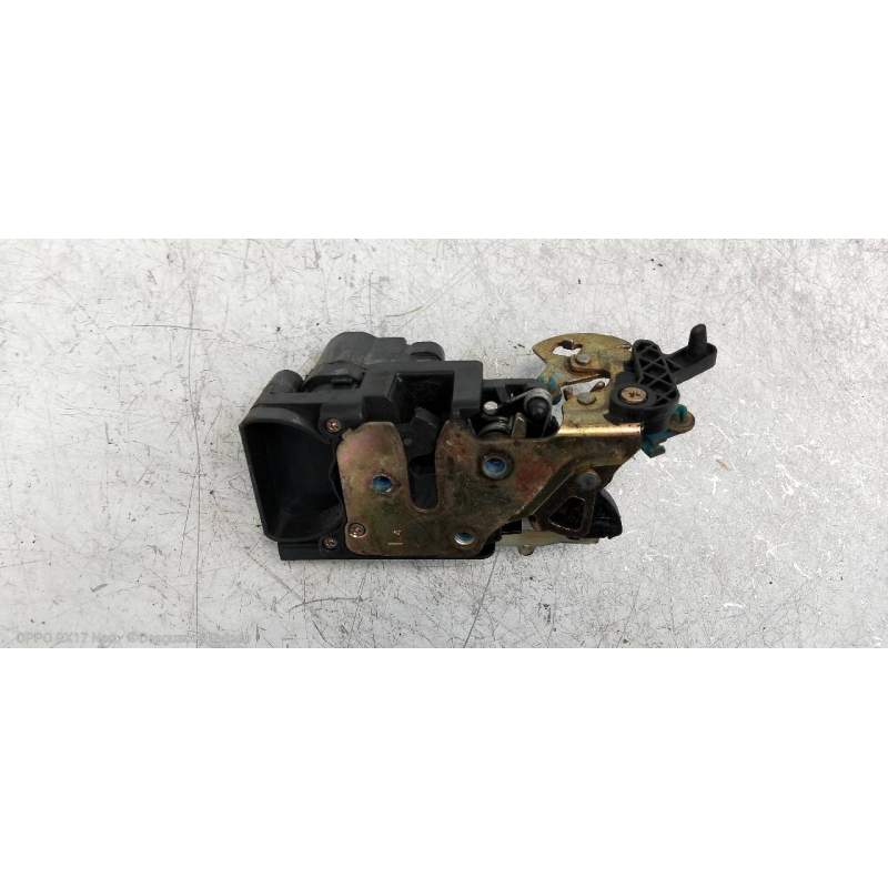 Recambio de motor cierre centralizado trasero izquierdo para chevrolet kalos 1.4 cat referencia OEM IAM  5P 2005