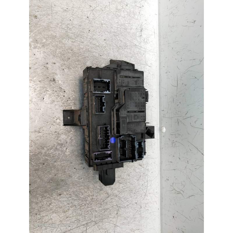 Recambio de caja reles / fusibles para ford expedition referencia OEM IAM 7L1T15604BK  
