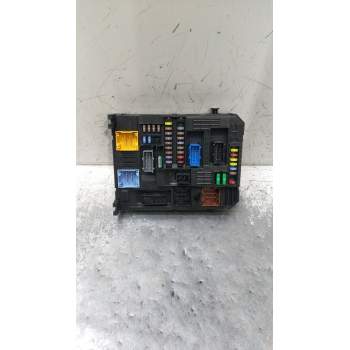 CAJA RELES / FUSIBLES 983081308000 32271842696 