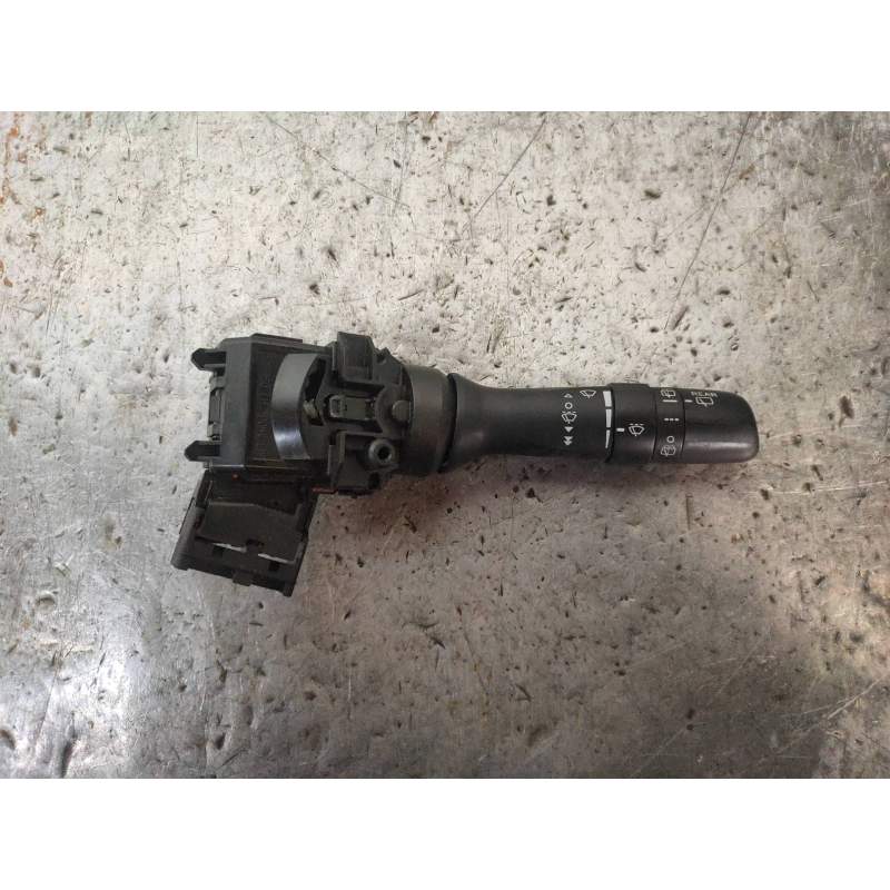Recambio de mando limpia para lexus ct 200h referencia OEM IAM   