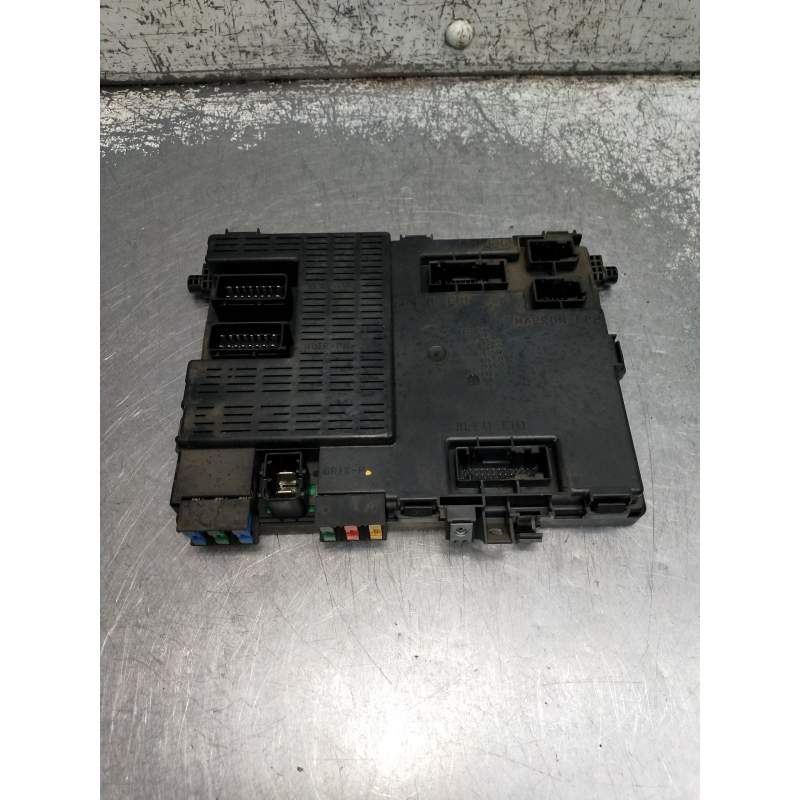 Recambio de caja reles / fusibles para citroën xsara berlina 1.4i sx referencia OEM IAM 16193301 9650913780 