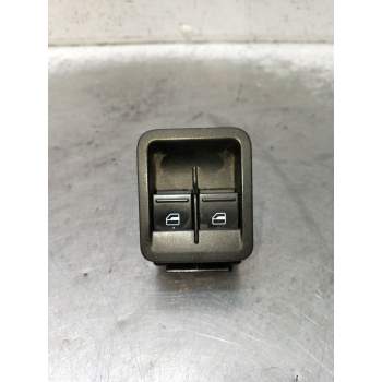 MANDO ELEVALUNAS DELANTERO IZQUIERDO 2K5867255B 2015