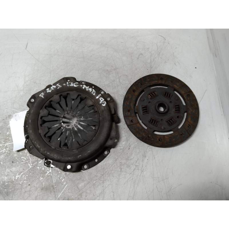 Recambio de kit embrague para peugeot 205 berlina 1.3 referencia OEM IAM   