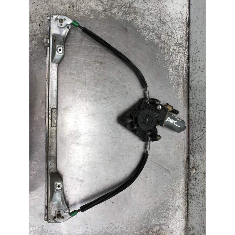 Recambio de elevalunas delantero izquierdo para renault clio ii fase i (b/cbo) referencia OEM IAM 130821690 5P 1998