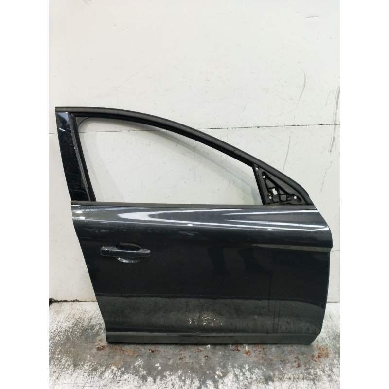 Recambio de puerta delantera derecha para volvo xc60 kinetic awd referencia OEM IAM  5P 2008