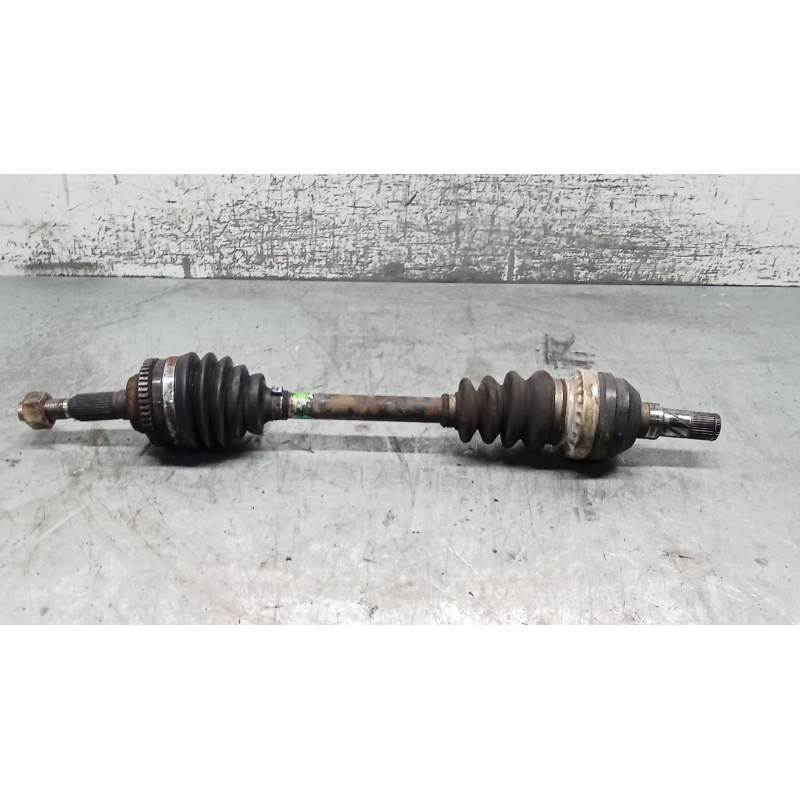 Recambio de transmision delantera izquierda para daewoo nubira sedán (j200) 1.6 referencia OEM IAM  16G 2003
