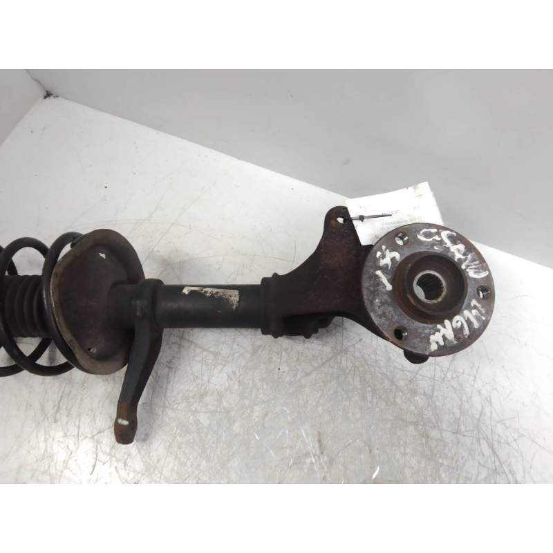 Recambio de mangueta delantera derecha para citroën saxo 1.1 x referencia OEM IAM  11G/3T 96