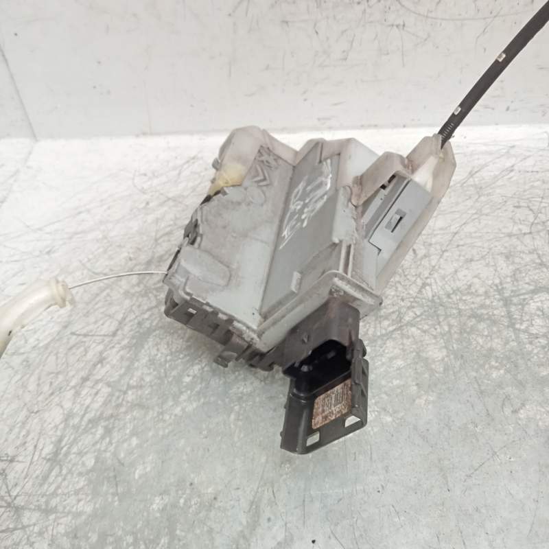 Recambio de motor cierre centralizado trasero derecho para peugeot 5008 confort referencia OEM IAM   P5