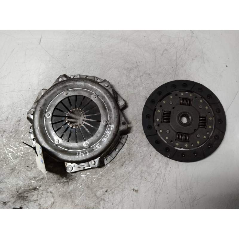 Recambio de kit embrague para peugeot 306 berlina 3/4/5 puertas (s2) style referencia OEM IAM   