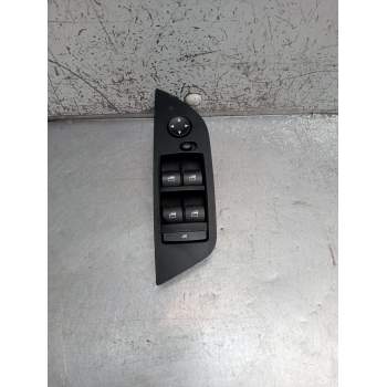MANDO ELEVALUNAS DELANTERO IZQUIERDO 921604604 5P 14W31K804 2009
