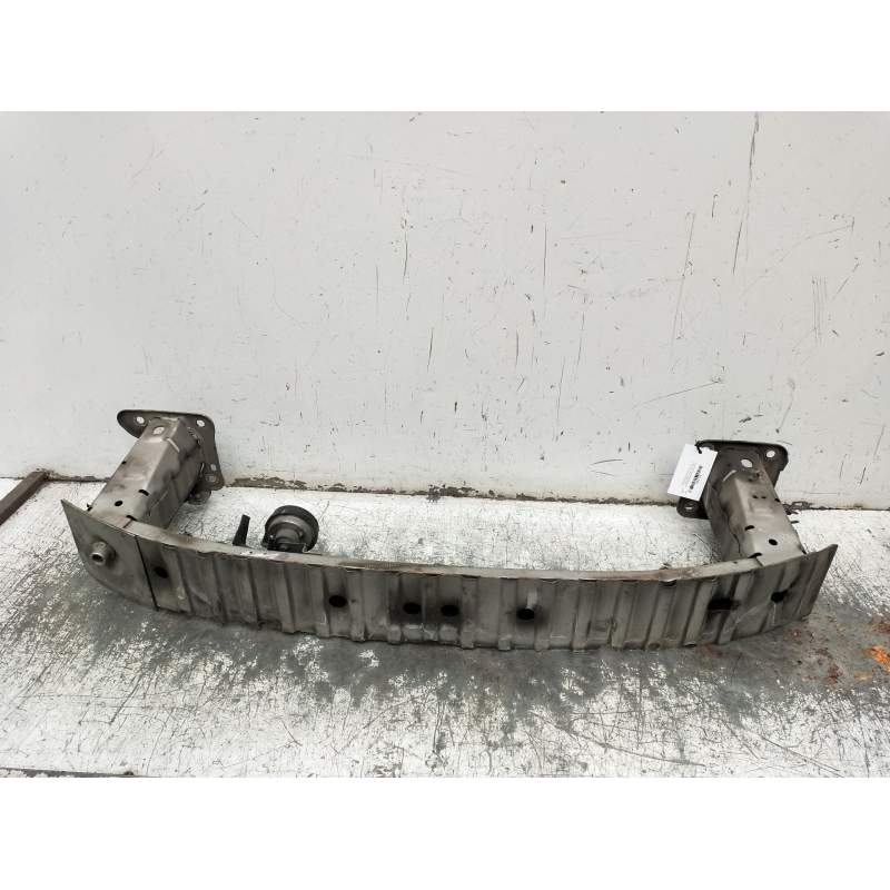 Recambio de refuerzo paragolpes delantero para ford focus ii (da_, hcp, dp) 1.6 referencia OEM IAM   2005