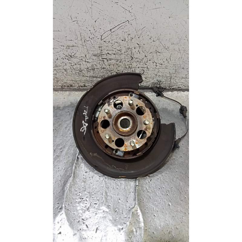 Recambio de mangueta trasera derecha para honda cr-v (re) comfort referencia OEM IAM   