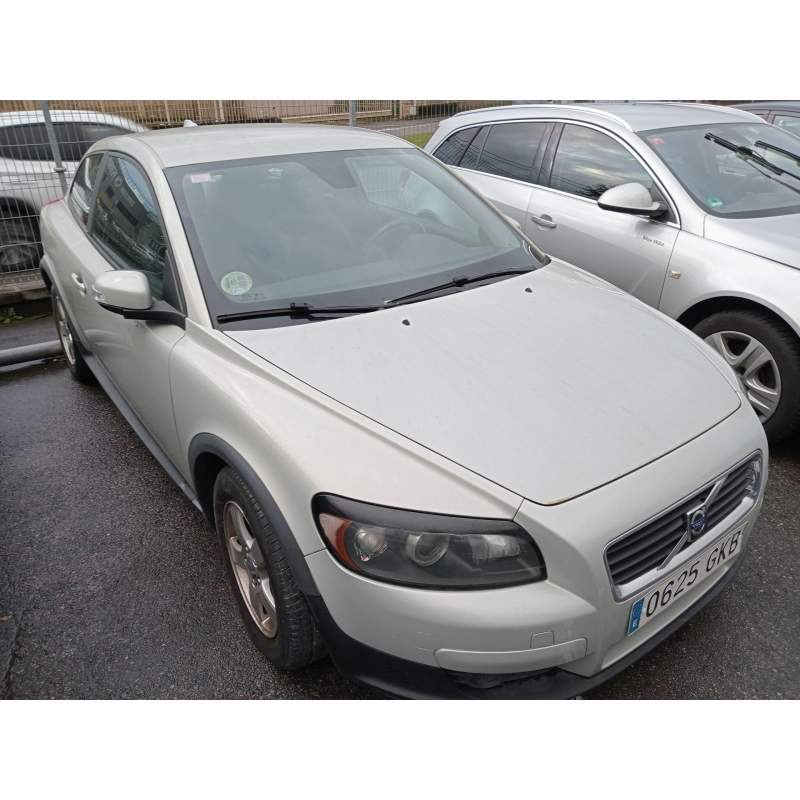 VOLVO C30 (533)