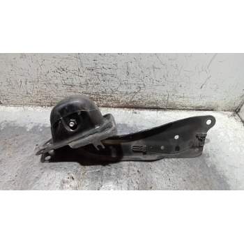 BRAZO SUSPENSION SUPERIOR TRASERO DERECHO 