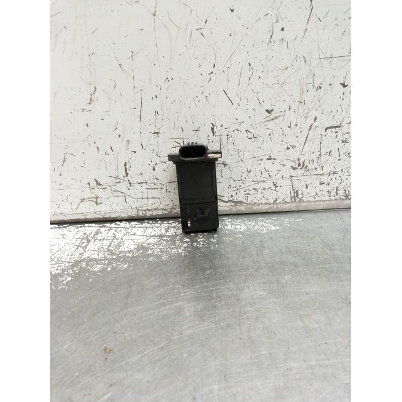 Recambio de caudalimetro para toyota c-hr (_x1_) 1.8 hybrid (zyx10_, zyx11_) referencia OEM IAM 2220475030  