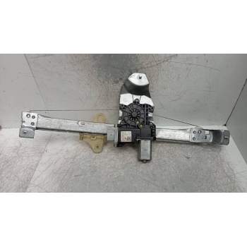 ELEVALUNAS DELANTERO IZQUIERDO 807215899R 12800149101A 