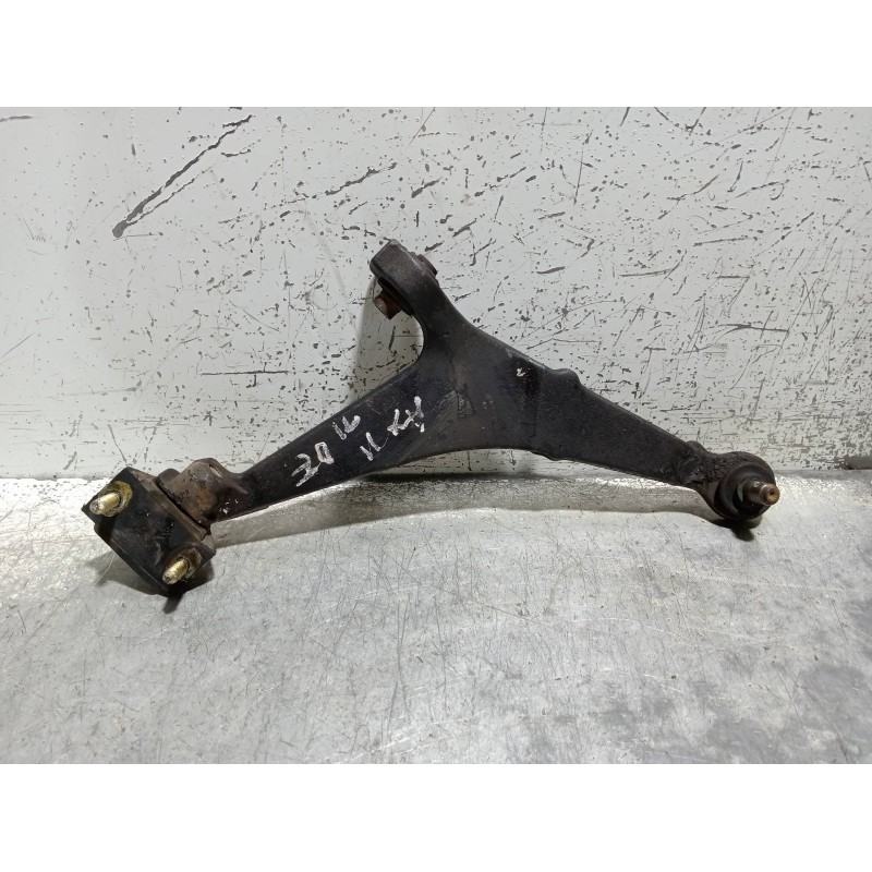 Recambio de brazo suspension inferior delantero derecho para citroen ax 11 tre referencia OEM IAM   