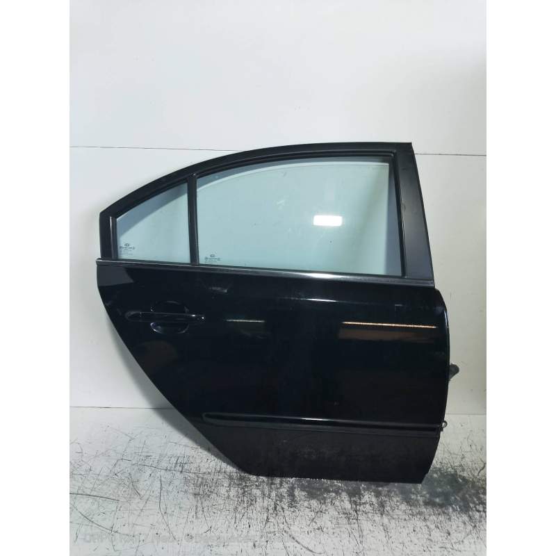Recambio de puerta trasera derecha para kia magentis 2.0 crdi referencia OEM IAM  4P 2006