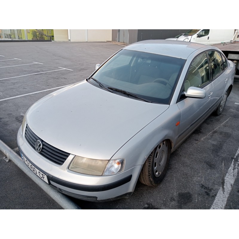 volkswagen passat berlina (3b2) del año 1996