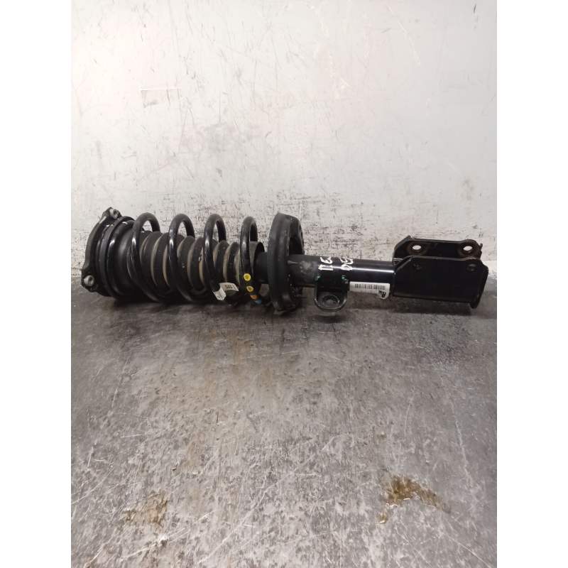Recambio de amortiguador delantero derecho para jeep renegade referencia OEM IAM 00521599880  