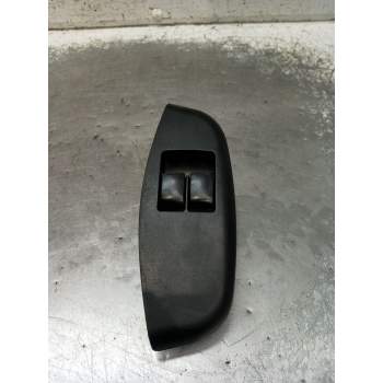 MANDO ELEVALUNAS DELANTERO IZQUIERDO 621W04750 5P 2002