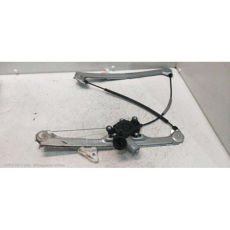 Recambio de elevalunas delantero izquierdo para mazda 3 berlina (bp) evolution referencia OEM IAM BCJH5958X  4P