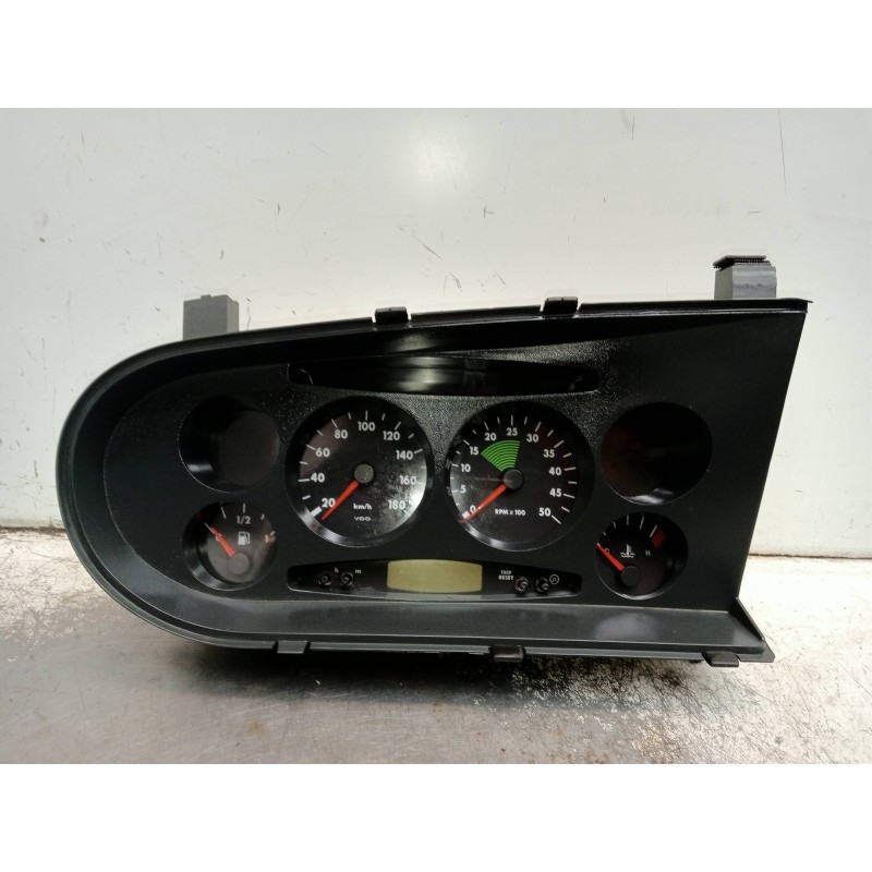 Recambio de cuadro instrumentos para iveco daily caja cerrada (2006 =>) 2.3 diesel referencia OEM IAM 504109084  