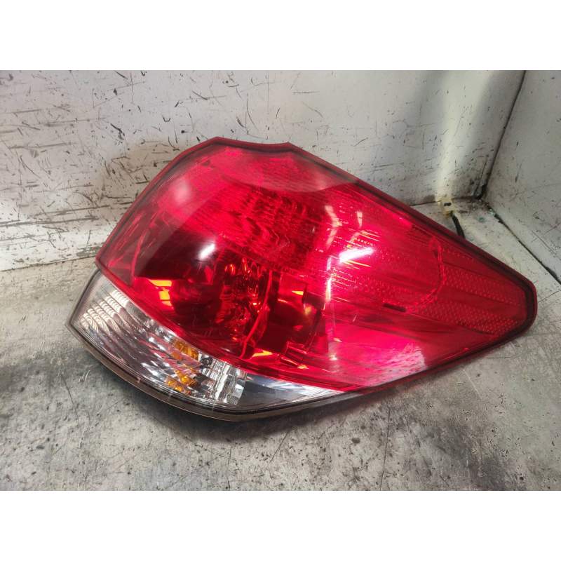 Recambio de piloto trasero derecho para subaru legacy lim. b14 limited referencia OEM IAM   