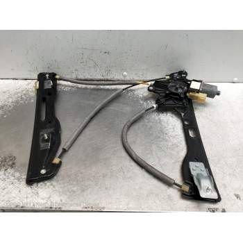 ELEVALUNAS DELANTERO IZQUIERDO DS73F23201BE C09771104 5P