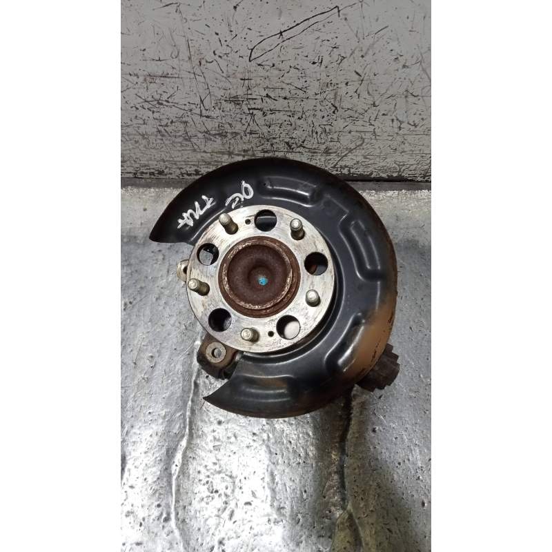 Recambio de mangueta trasera derecha para kia cee´d 1.6 gdi cat referencia OEM IAM  16G 2012