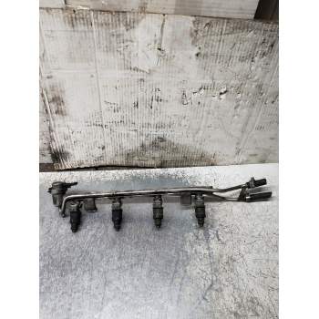 RAMPA INYECTORA 06A133317B 18G 1996