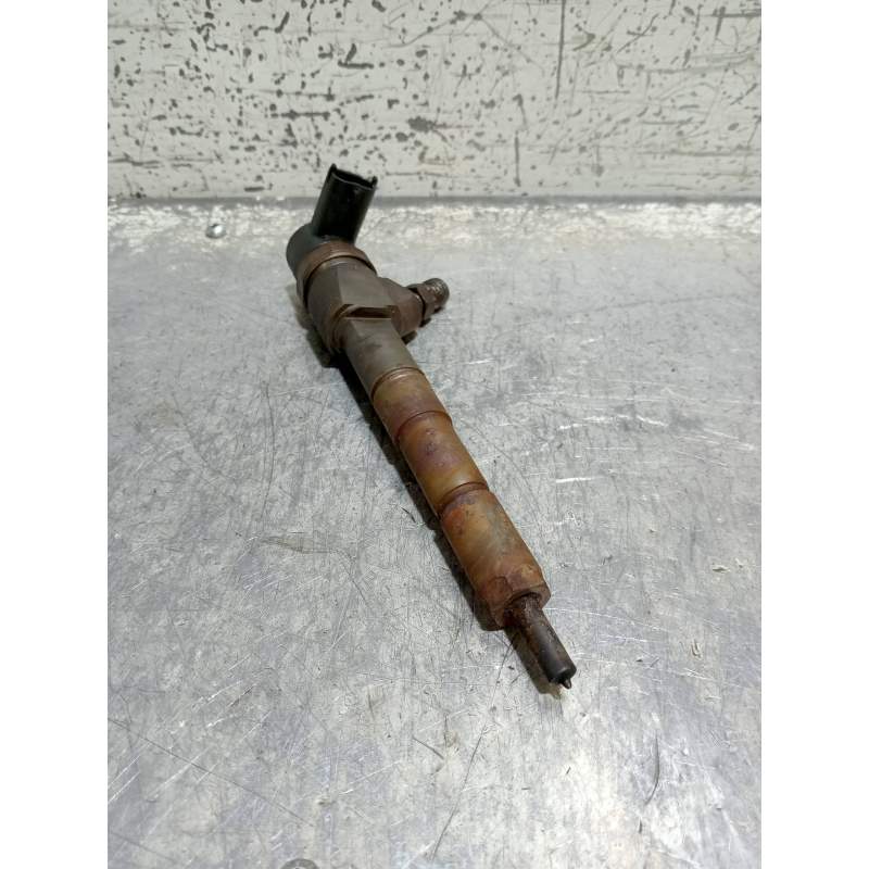 Recambio de inyector para opel insignia berlina cosmo referencia OEM IAM 0445110327 BOSCH 2008