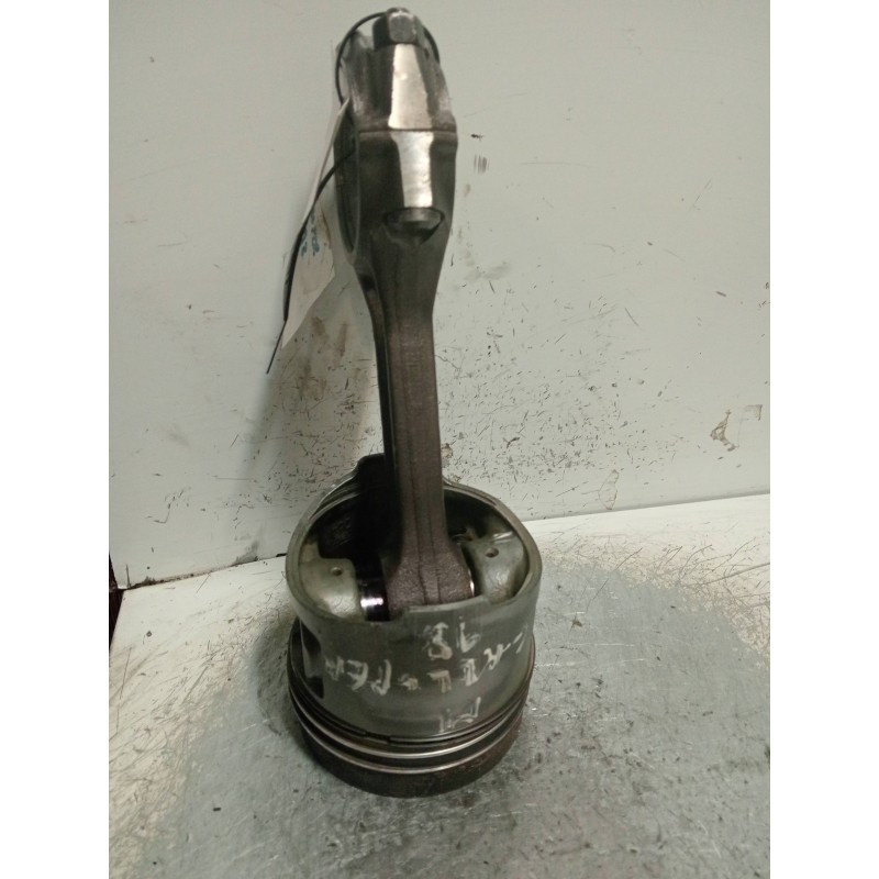 Recambio de piston para mitsubishi galloper (hyundai) 2.5 tdi s.e. confort (3-ptas.) referencia OEM IAM J2290J0  