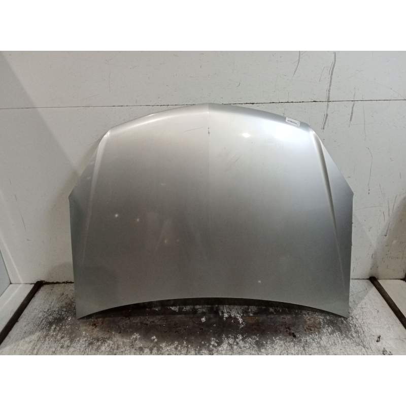 Recambio de capot para opel astra h berlina referencia OEM IAM   