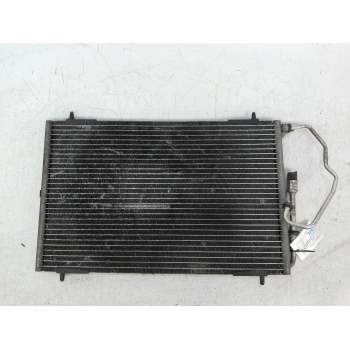CONDENSADOR / RADIADOR AIRE ACONDICIONADO 8642887 1998