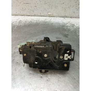MOTOR CIERRE CENTRALIZADO TRASERO IZQUIERDO 057L0839015 5P 2004
